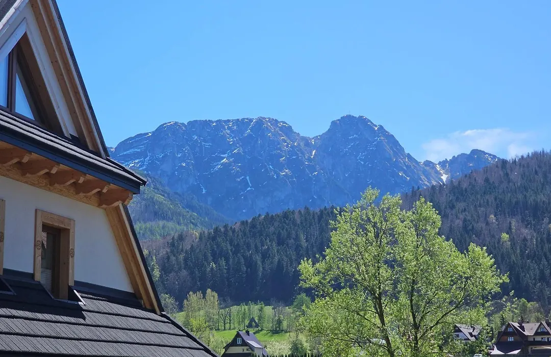 Apartament Rodzinny Tatra Giewont View Skibówki 11A by RentiloPL-1